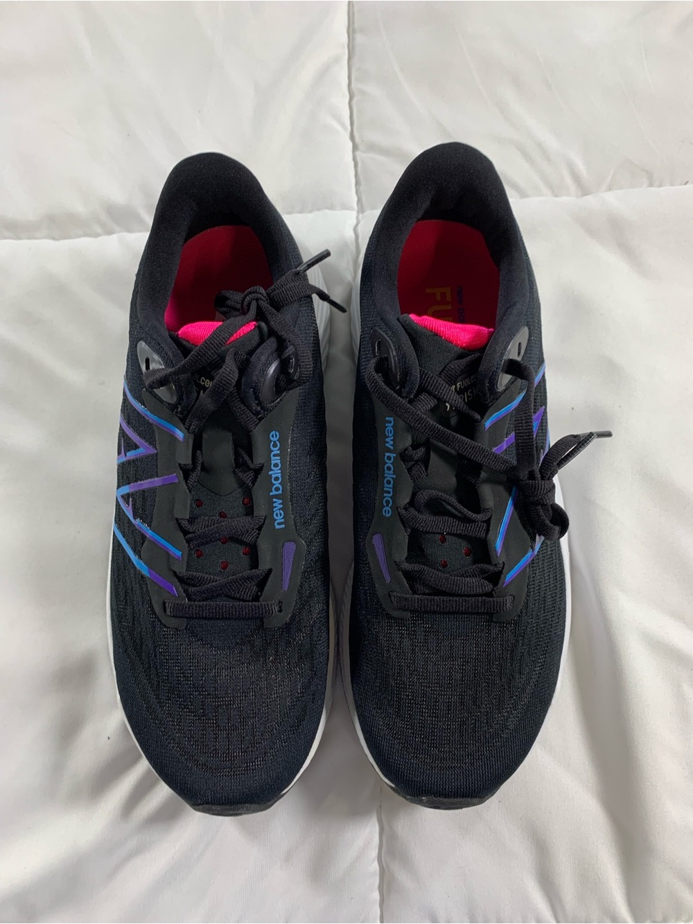 Preloved new balance sneakers size 7.5